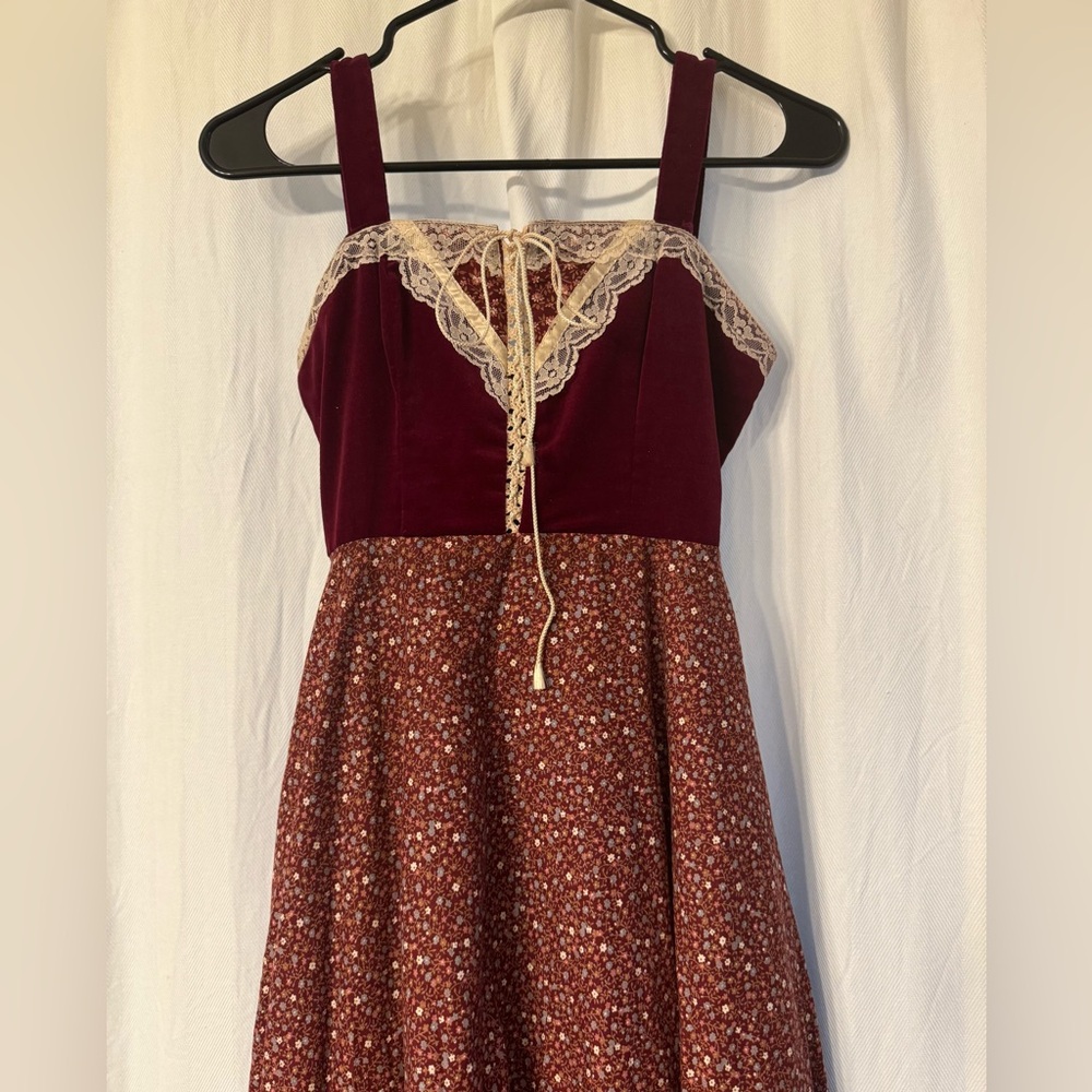 Vintage Gunne Sax Dress Size 7 - Picture 3 of 6